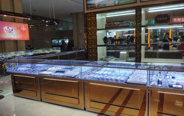 北京珠寶展柜就找鴻鈦廠家 北京珠寶展柜就找鴻鈦廠家