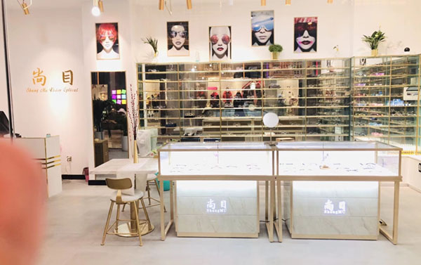 玻璃珠寶展柜為何受歡迎？