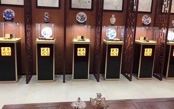 珠寶柜臺展示柜廠家哪些服務質(zhì)量比較好？